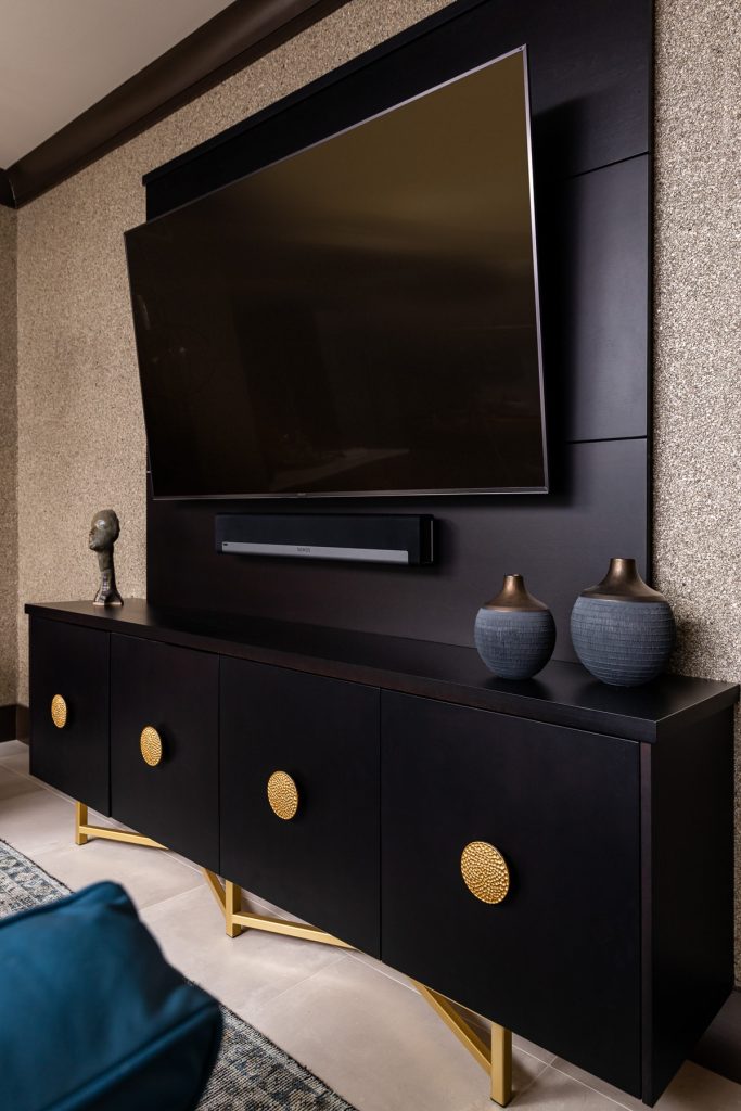 TV CONSOLE, MEDIA CENTER